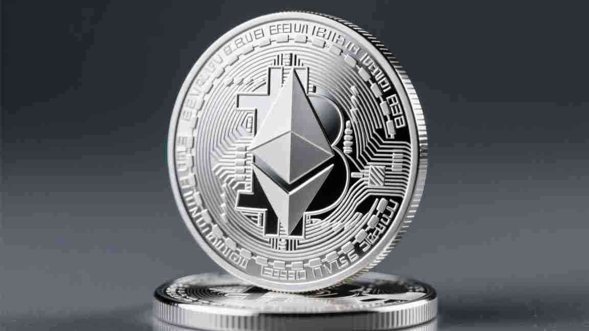 比特币挖矿机,当致富神话沦为传销陷阱